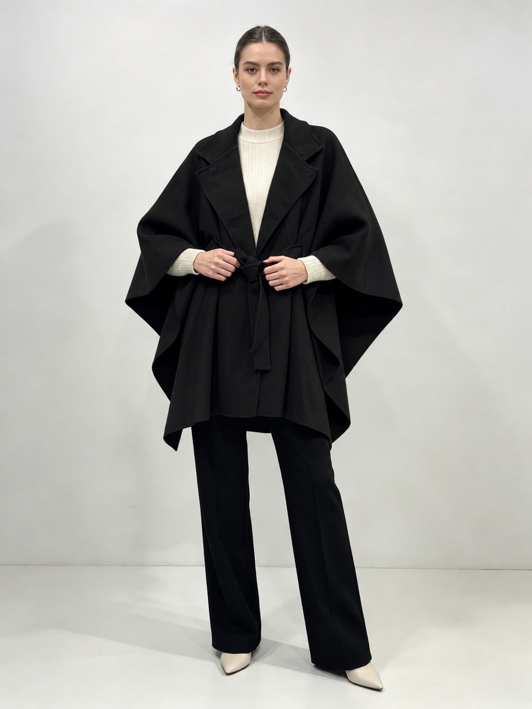 Allana cape black