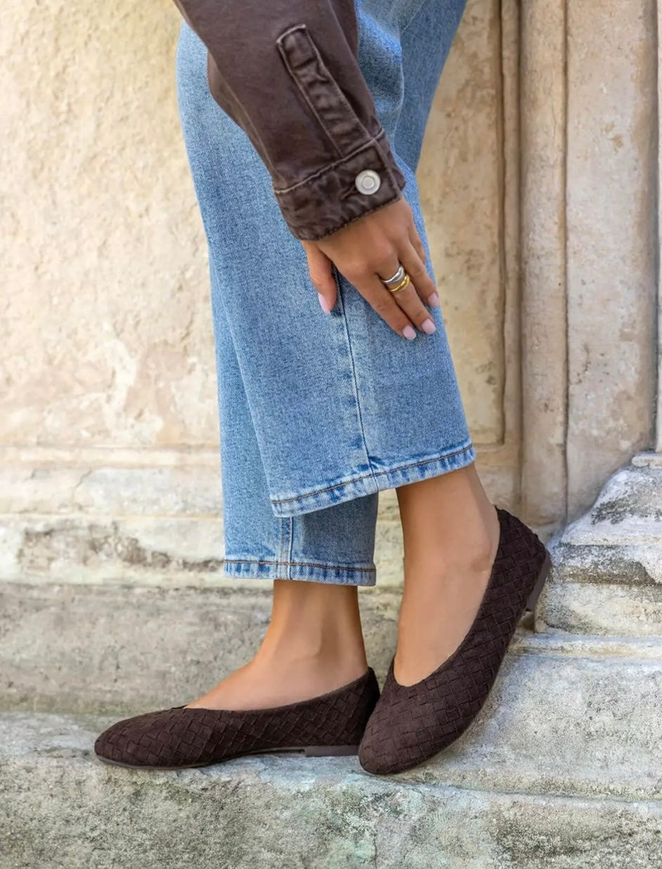 Sylvie flats brown